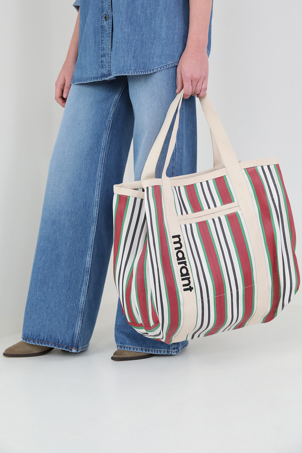 תיק נשיאה טוט